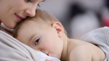 Tüp Bebek Tedavisinin Yan Etkileri Var mıdır?